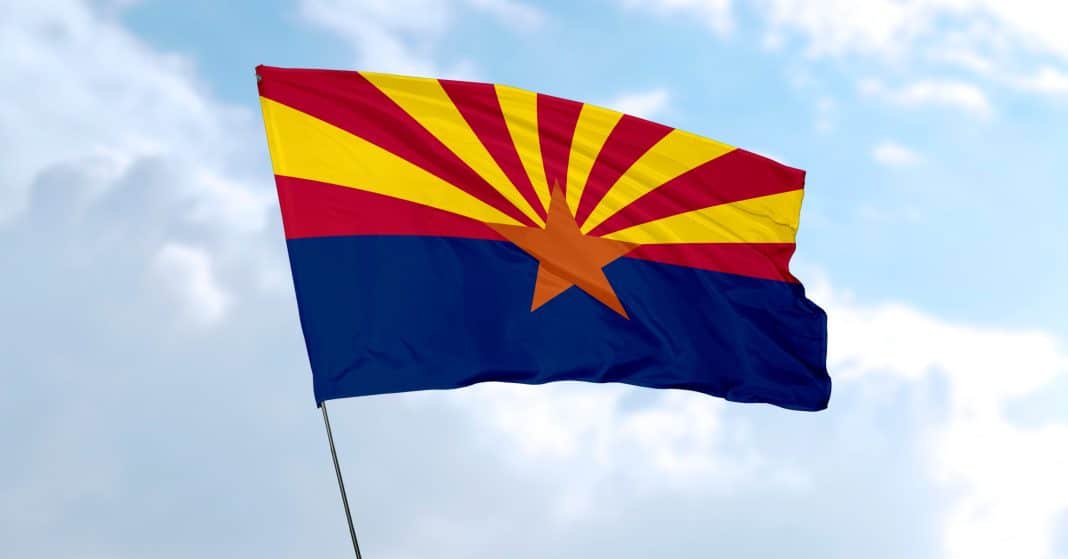 Le drapeau de l'état d'Arizona © Shutterstock