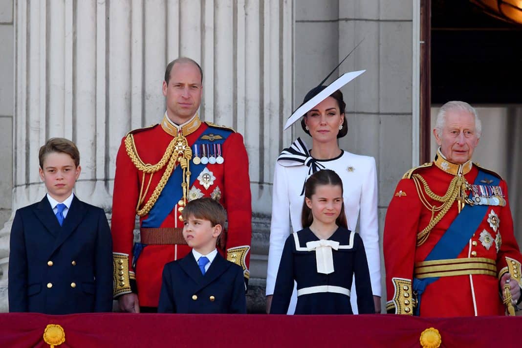 Wie heeft de grootste rijkdom binnen de Britse koninklijke familie